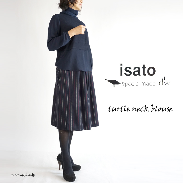 isato design works (イサトデザインワークス) タートルネック プルオーバーブラウス ネイビー ホワイト レディース